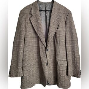Classic Ungaro Paris Brown Plaid Men’s Blazer with 2 front buttons